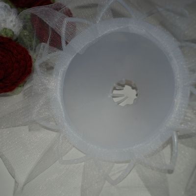 Now it's time to break out the lace bouquet holder