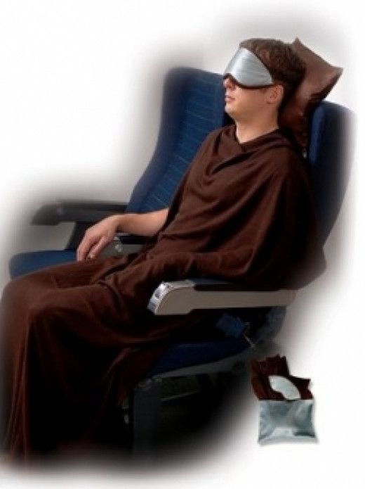 Travel Pillow and Blanket Sets - An Essential Travel ...