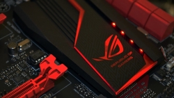 The lights and performance of the new Asus Z97 Hero are quite impressive.