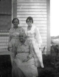 Ruth Vining and her mother, Nancy Vining.